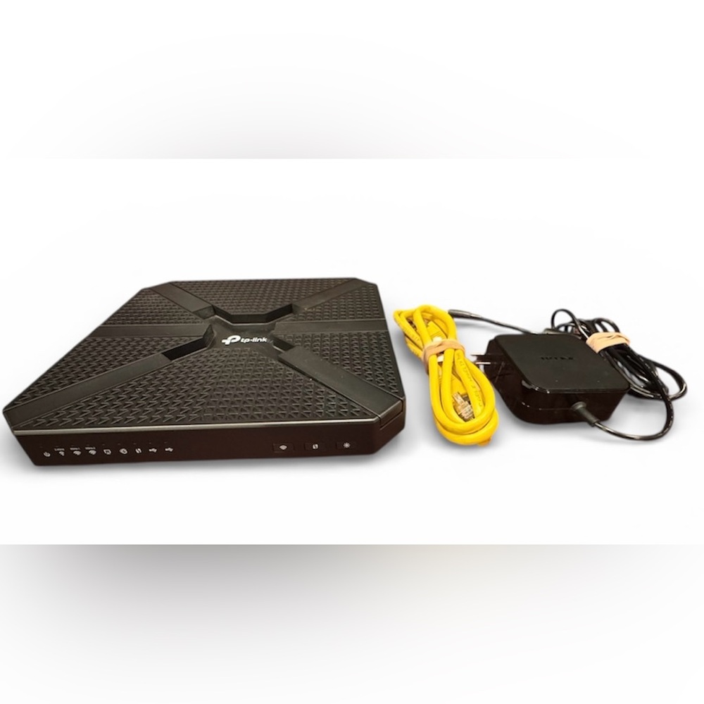 TP-Link Archer C4000 Wireless Router & Cords/AC4000 MU-MIMO Tri-Band/1.8 GHz CPU